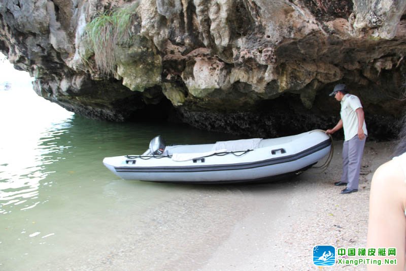 实拍 泰国普吉岛 水上警用橡皮艇