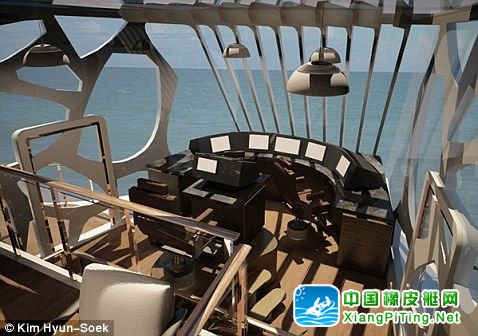 左图为舵手室,右图为船长室,均采用蜂巢晶格设计 左图为舵手室,右图为船长室,均采用蜂巢晶格设计