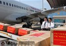 南宁海关快速验放广西捐赠泰国救灾橡皮艇等物资