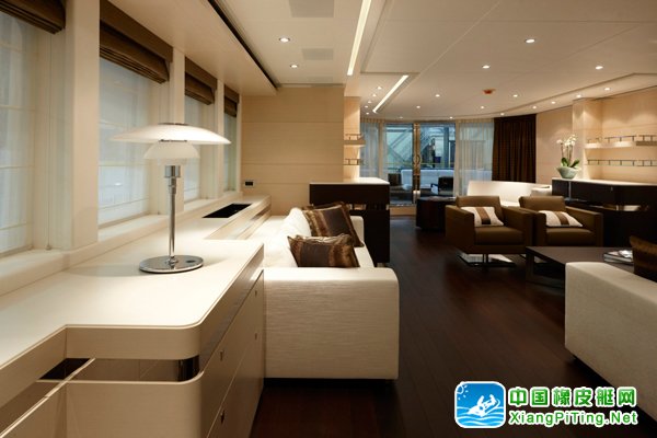 Heesen Yachts很自豪地宣布,前项目号为Zentric的15944号已于2012年1月13日在位于荷兰Oss的船厂内下水。