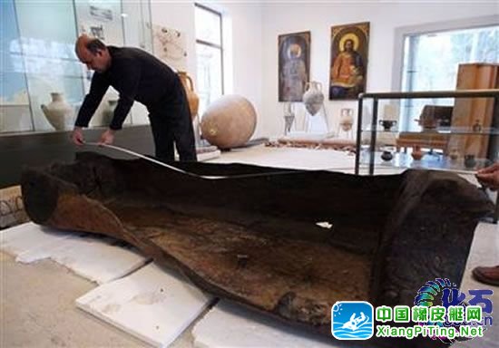 黑海海底发现史前时代的独木舟工艺已很高超
