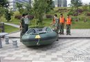 广西南宁消防开展橡皮艇抗洪抢险实战演练[图]