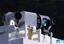 美国舰载激光武器将1.6公里外橡皮艇一侧烧毁