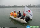 柳江水上公益救援再添新军 红十字冲锋舟江面巡防(组图)
