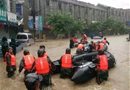 绍兴下管镇依托COLMAN专业救援橡皮艇开展抢险救灾应对台风