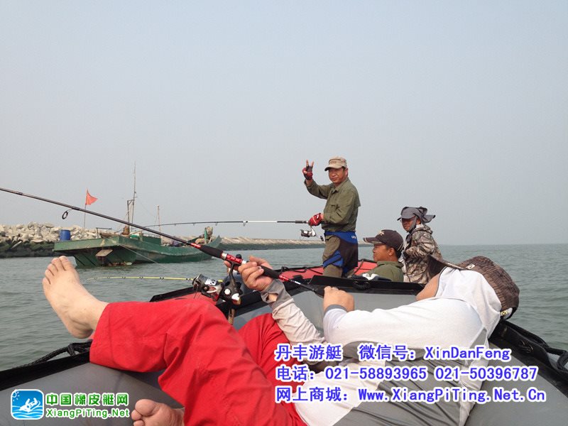 铃木4冲程20马力船外机配橡皮艇 海钓者的优质选择