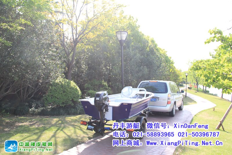 丹丰游艇DF-350铝合金船下水  上海松江提船