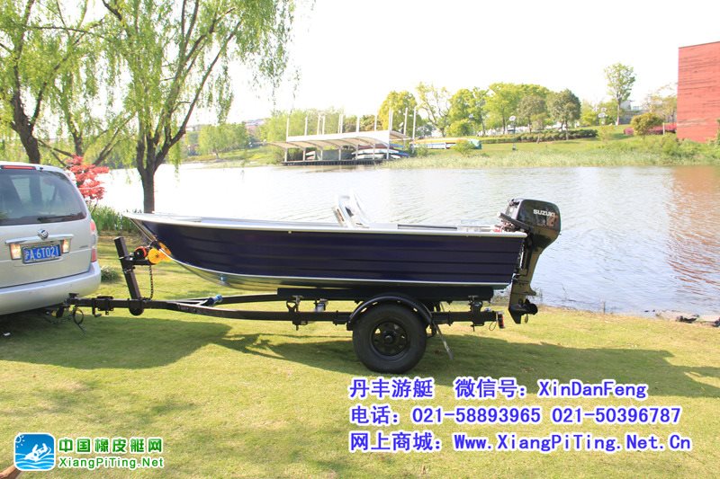 丹丰游艇DF-350铝合金船下水  上海松江提船