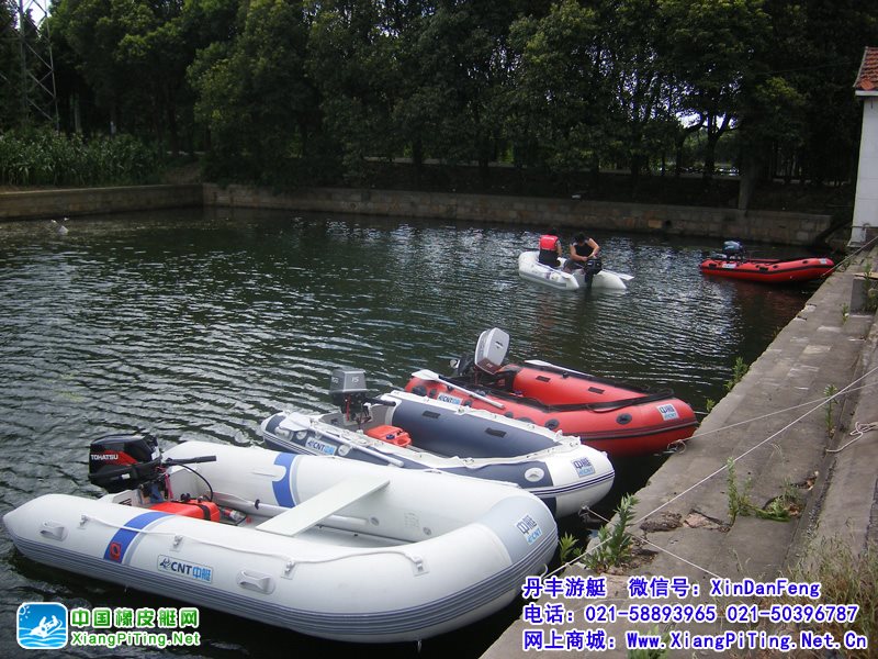 淀山湖  台风要来了，小橡皮艇大用途，丹丰游艇中艇CNT品牌专业充气橡皮艇排排站
